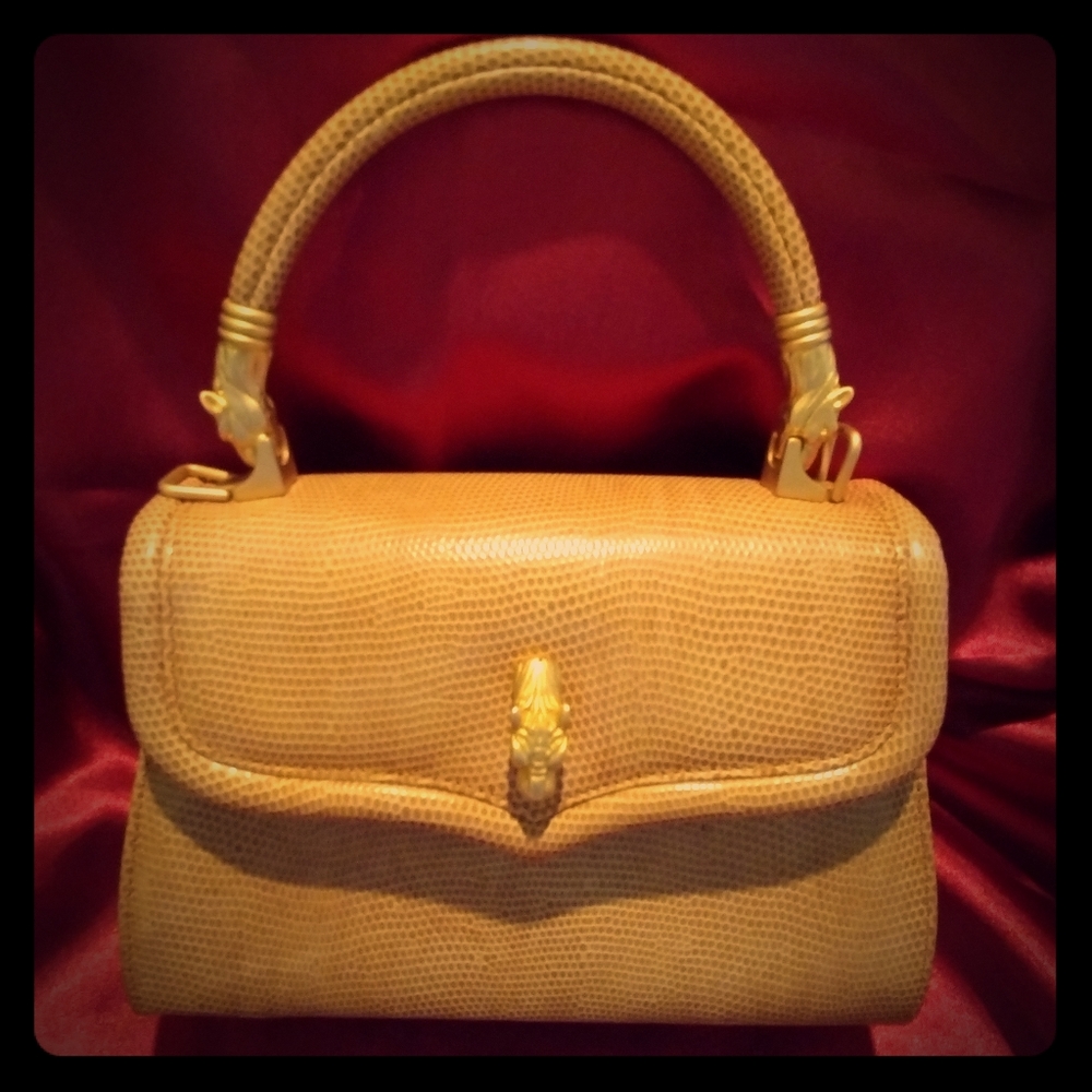 Evening Bag with shoulder strap.